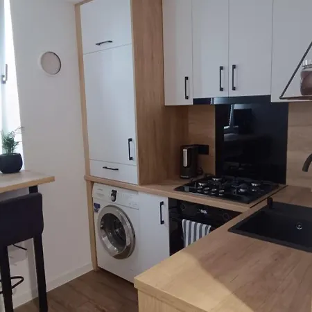 Mikaty Apartman *